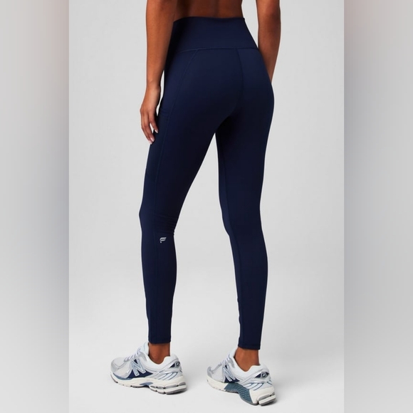 *NWT Fabletics Oasis PureLuxe High-Waisted Navy Legging 7/8 Women's Medium - Picture 1 of 7